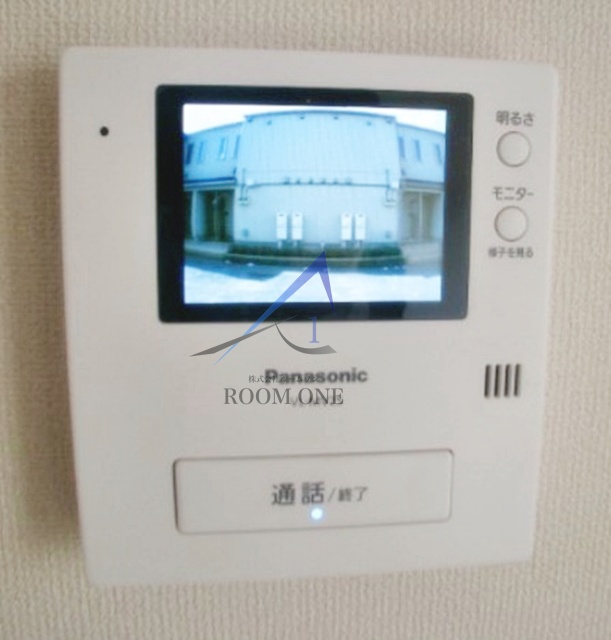 セキュリティ　モニター付きインターホンです。