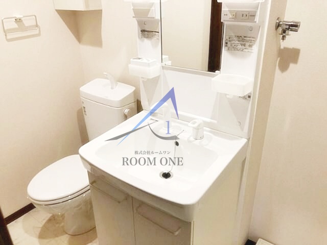 洗面設備　洗面台です。