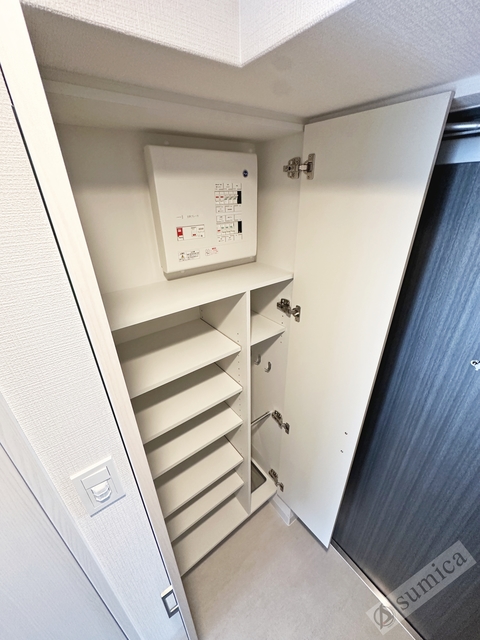 玄関　同施工会社の別物件のイメージ写真です。ご参考までに♪♪