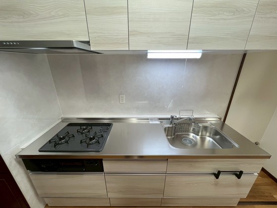 キッチン　※別部屋の写真です