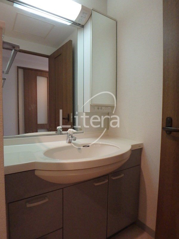 洗面設備　参考写真