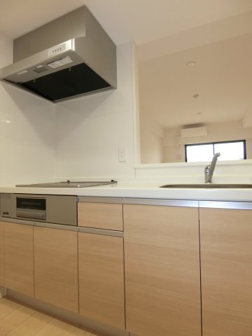 キッチン　他のお部屋の参考写真となります。