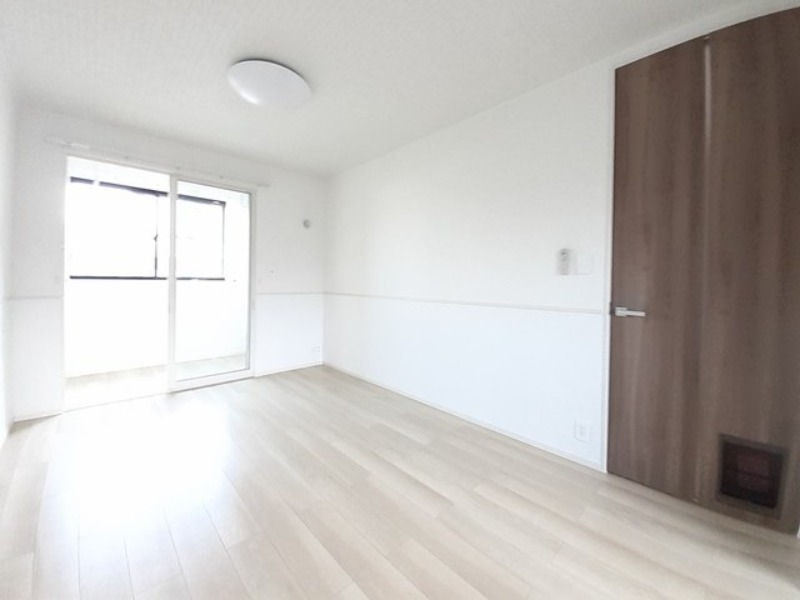 居室・リビング　図面と現状に相違がある場合には現状を優先