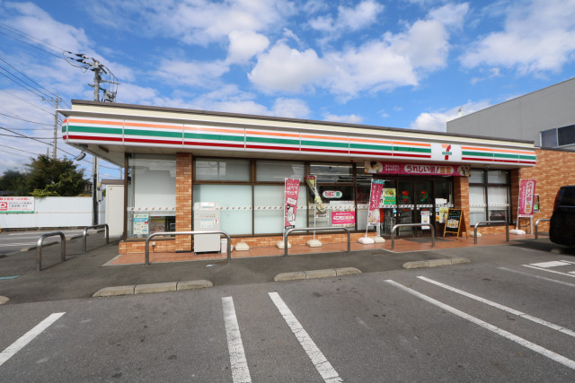 コンビニ　セブンイレブン宇都宮岩曽町店（コンビニ）まで400m