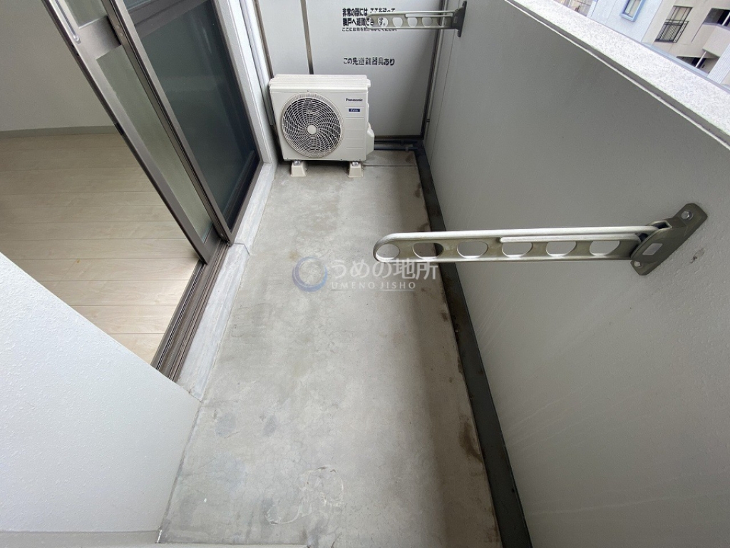 バルコニー　バルコニー