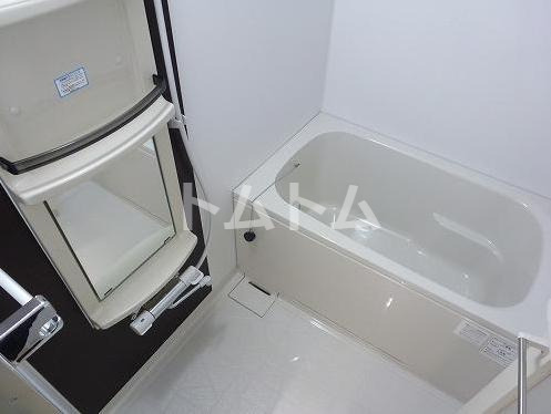 バス・シャワールーム　ゆったりお風呂は疲れも癒されますよ