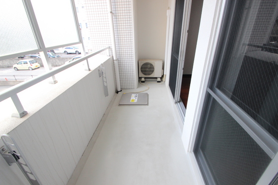 バルコニー　※別部屋の写真です