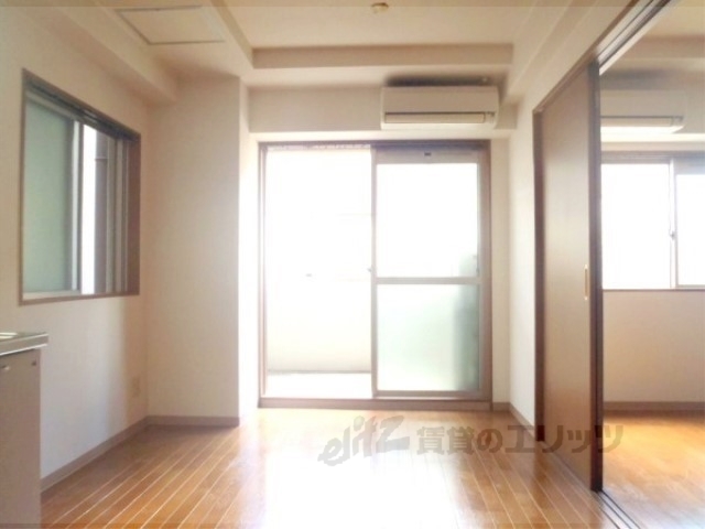 居室・リビング　居室