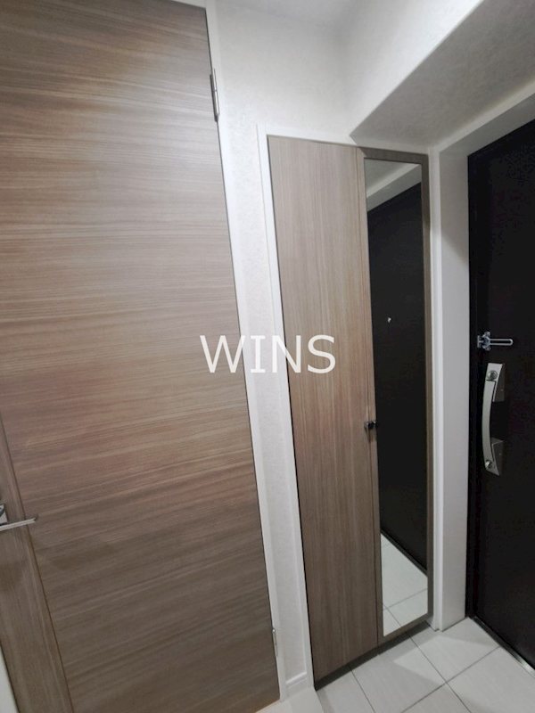 玄関　※別部屋参考写真です。