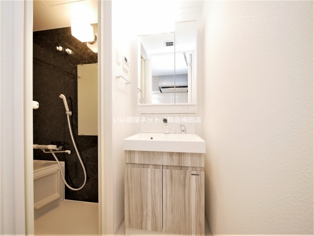 洗面設備　※同仕様写真となります。