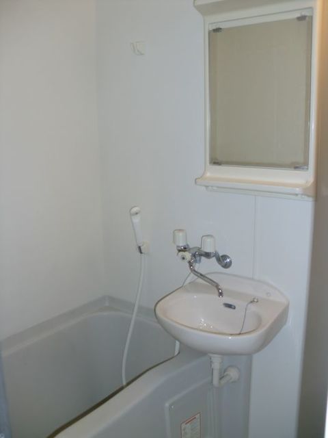 バス・シャワールーム　【浴室】参考写真です