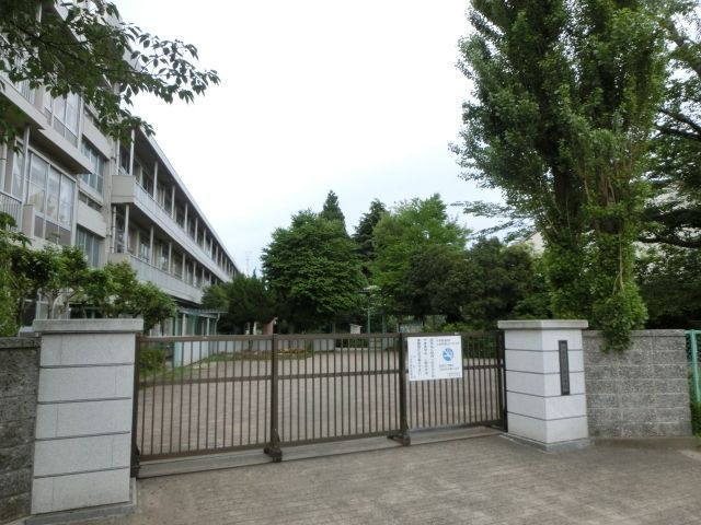 小学校　小倉小学校　学区はご確認ください（小学校）まで744m