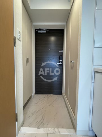 玄関　エスリード京橋WEST　玄関