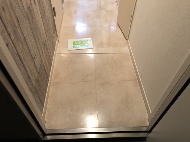 玄関　別部屋参照