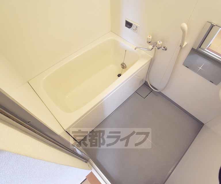 バス・シャワールーム　お風呂です