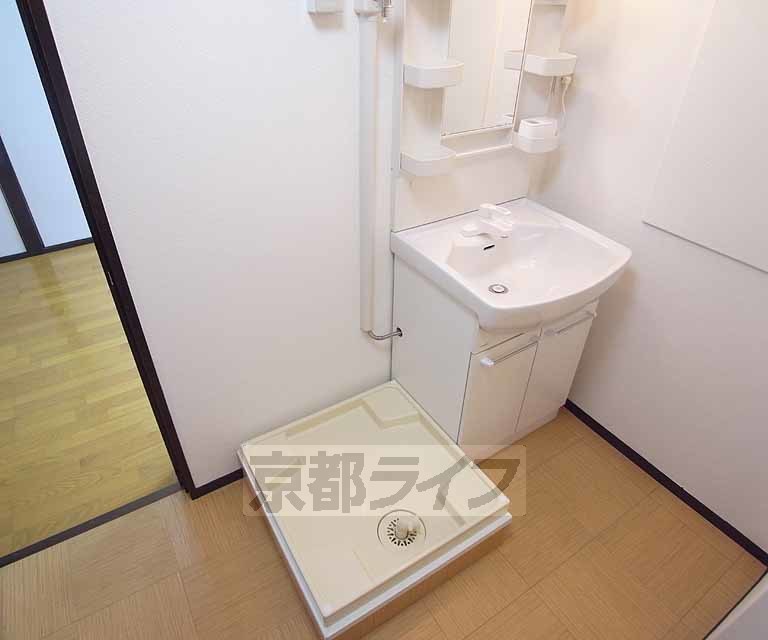 その他設備　室内洗濯機置き場です