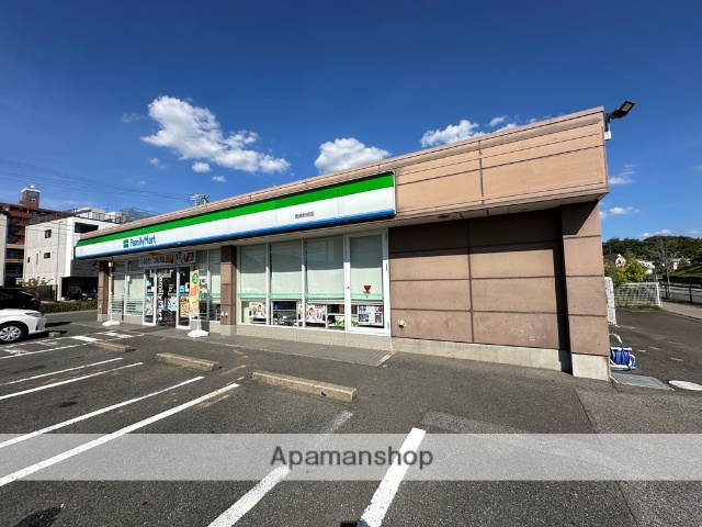 コンビニ　ファミリーマート　岡崎針崎店（コンビニ）まで400m