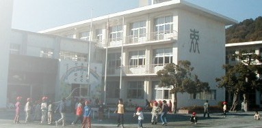 小学校　森小学校（小学校）まで1079m