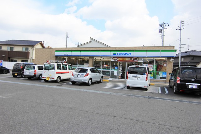 コンビニ　ファミリーマート　松山古川南店（コンビニ）まで294m