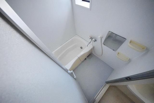 バス・シャワールーム　追焚機能付き♪