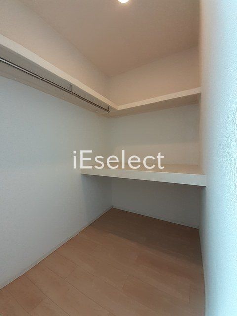 収納　大容量のウォークインクローゼット★