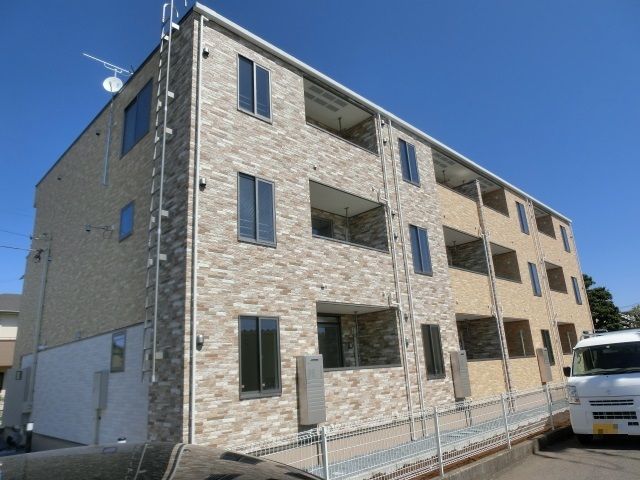 建物外観　2019年3月竣工。