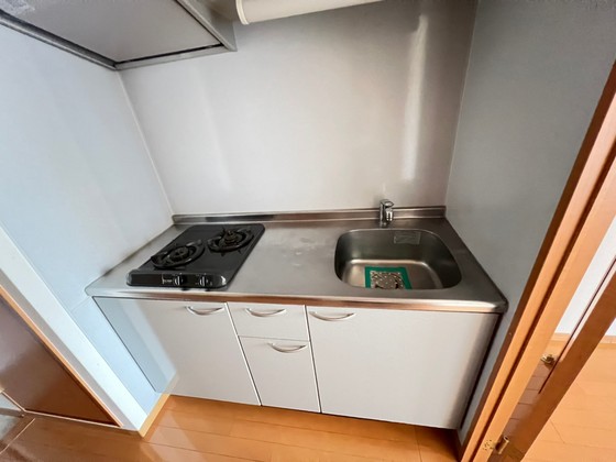 キッチン　※別部屋の写真です