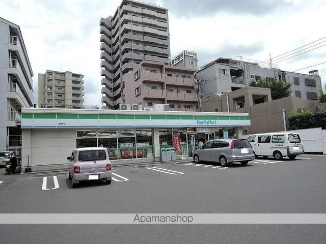 コンビニ　ファミリーマート高麗町店（コンビニ）まで224m