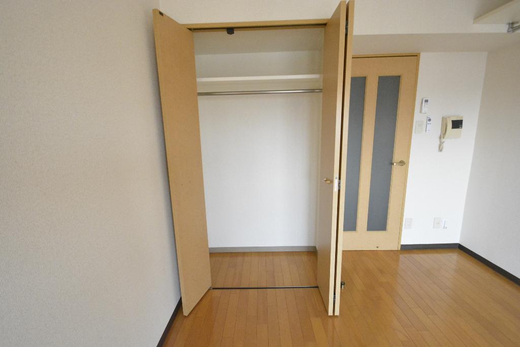 収納　クローゼット