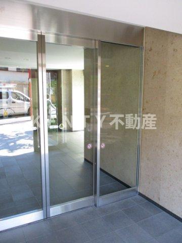 エントランス　毎日通るエントランスはこのようになっています
