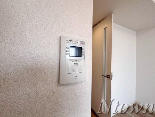 セキュリティ　モニター付きインターホンです