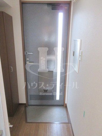 玄関　収納もある玄関です