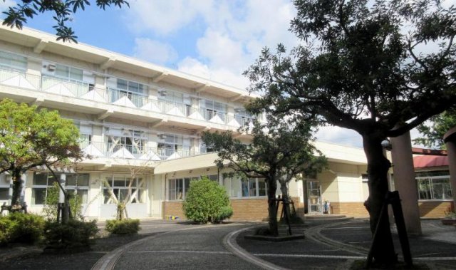 小学校　松江市立古江小学校（小学校）まで2700m