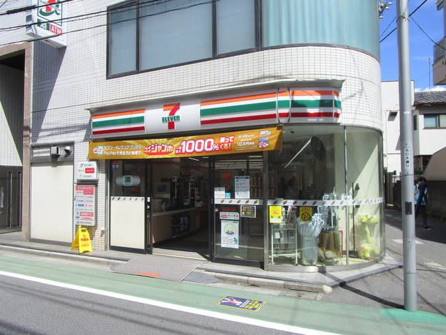 コンビニ　セブンイレブン練馬上石神井２丁目店（コンビニ）まで631m