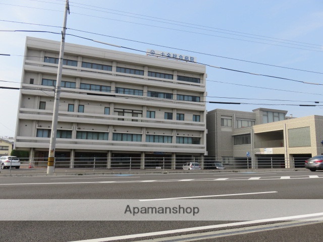 病院　十全総合病院（病院）まで587m