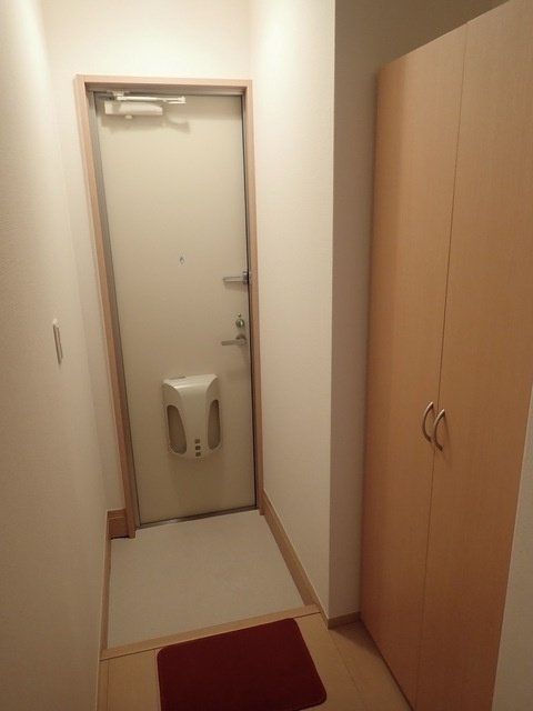 玄関　同社施工物件