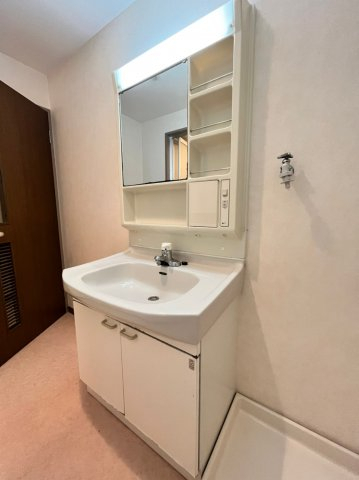 洗面設備　別号室の画像です。ご参考下さい