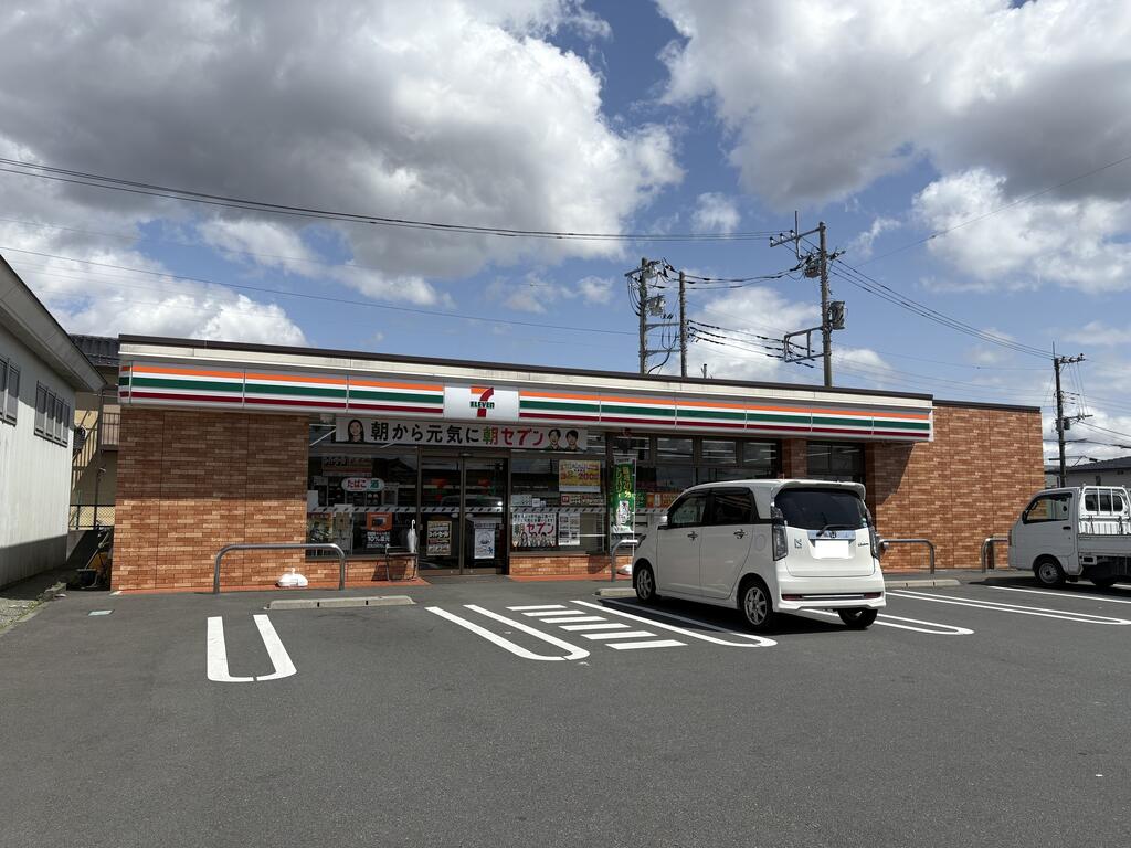 コンビニ　セブンイレブン御殿場ぐみ沢南店（コンビニ）まで273m