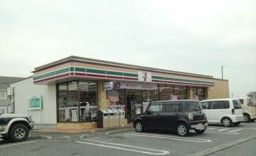 コンビニ　セブンイレブン（コンビニ）まで350m