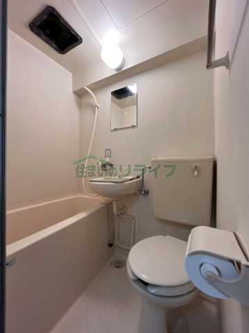 トイレ　※参考写真です。別部屋になります。