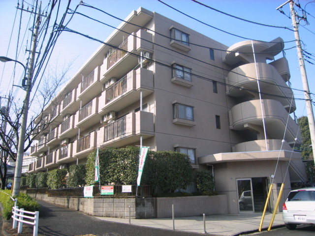 建物外観　京王堀之内駅徒歩16分！