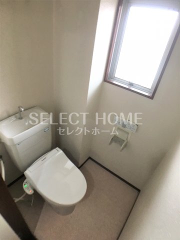トイレ　ゆったりとした空間のトイレです