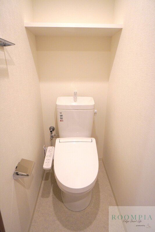 トイレ　※同タイプの別のお部屋です。