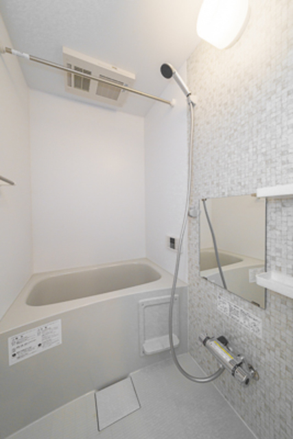 バス・シャワールーム　※写真は同タイプ住戸です。