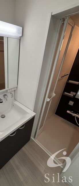 洗面設備　同仕様
