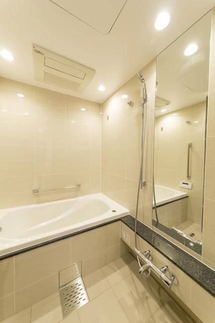 バス・シャワールーム　※写真は同タイプ住戸です。