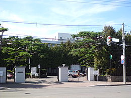 高校・高専　私立北海学園札幌高校（高校・高専）まで1447m