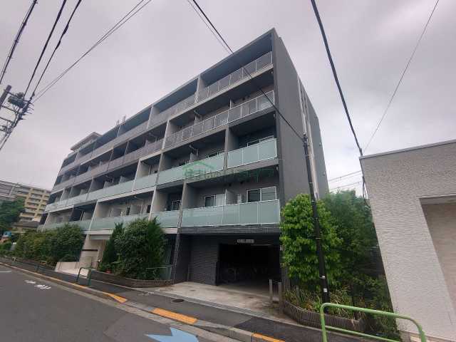建物外観　タイル張り