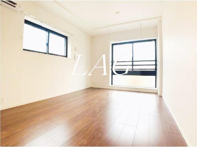 居室・リビング　洋室のお部屋です。