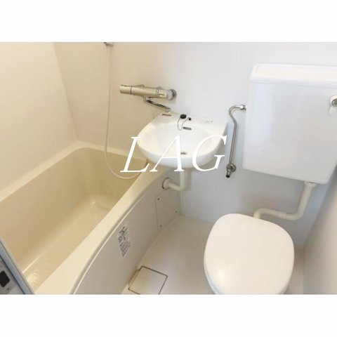 バス・シャワールーム　お風呂です。